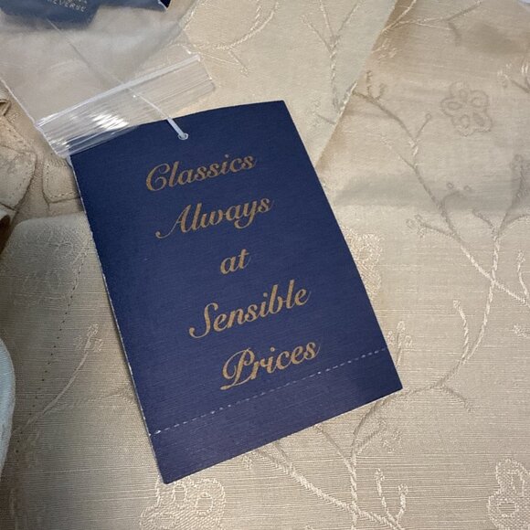 Chelsea Cambell Womens Button Up Shirt 12 Tan Embroidered Long Sleeve Collared - Picture 5 of 9